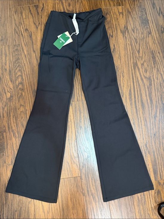 HALARA Pants - Halara Black Flared High Waist V front Active Pants